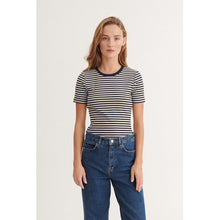 Hlaða mynd inn í gallerískoðara, Ludmilla O Neck Birch Navy