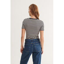 Hlaða mynd inn í gallerískoðara, Ludmilla O Neck Birch Navy