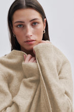 Load image into Gallery viewer, Brook Knit Cape