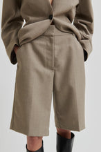 Hlaða mynd inn í gallerískoðara, Levelup Tailored Shorts