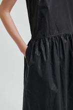 Load image into Gallery viewer, Ever Dress Black