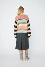 Load image into Gallery viewer, Beate Natural Shade