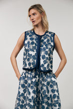 Load image into Gallery viewer, LivLL Vest SL Blue