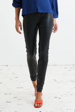 Hlaða mynd inn í gallerískoðara, Lollyll Leggings