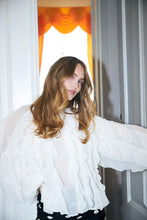 Load image into Gallery viewer, Ryacras Blouse Ivory
