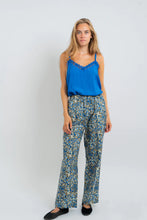 Hlaða mynd inn í gallerískoðara, VianeLL Top