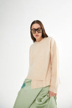 Hlaða mynd inn í gallerískoðara, Cedra Soft Knit