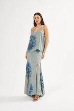 Load image into Gallery viewer, Cartwheel long A line skirt Willis