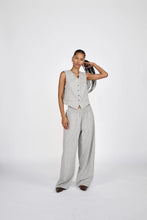Hlaða mynd inn í gallerískoðara, Everdeen Drapy Tailoring relaxed Pants