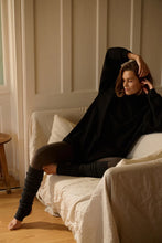 Hlaða mynd inn í gallerískoðara, Atlas Sweat Black