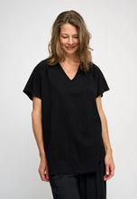 Load image into Gallery viewer, Favourite tee Black