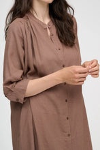 Hlaða mynd inn í gallerískoðara, Laurella Shirtdress Linen Caramel Brown