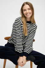 Load image into Gallery viewer, SIenne Knit Wool Navy Beige