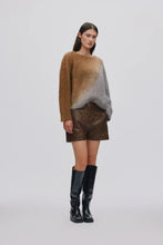 Load image into Gallery viewer, Cross Dye Boxy Sweater Jasmin
