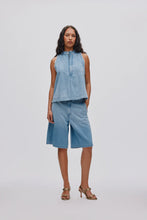 Hlaða mynd inn í gallerískoðara, Light Denim Wide Shorts Raha
