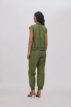 Load image into Gallery viewer, Papery Angle Seam Pants Shadow
