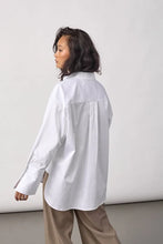Hlaða mynd inn í gallerískoðara, DaliaCC Oversize Shirt White
