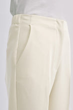 Hlaða mynd inn í gallerískoðara, Evie Classic Trousers
