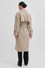 Load image into Gallery viewer, Silvia Classic Trenchcoat
