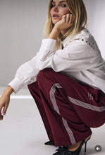 Load image into Gallery viewer, Aminacc Crease Pant Burgundy
