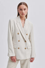 Load image into Gallery viewer, Evie Fitted Blazer
