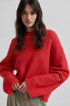Hlaða mynd inn í gallerískoðara, Brook Knit Drop Shoulders O neck Gojl Berry
