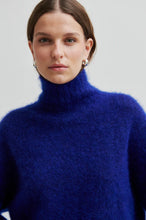 Load image into Gallery viewer, Ina Knit T-Neck Mazarine Blue
