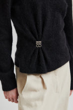 Load image into Gallery viewer, Solvej Knit o Neck
