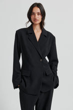 Load image into Gallery viewer, Fique Fitted Blazer Black
