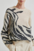 Load image into Gallery viewer, Zarah Knit O Neck Trench Coat
