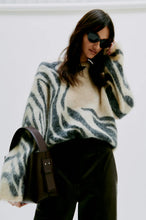 Load image into Gallery viewer, Zarah Knit O Neck Trench Coat
