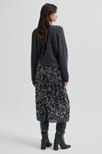 Load image into Gallery viewer, Shinney Skirt Gungrey Metal
