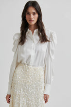 Load image into Gallery viewer, Samamta  Shirt Tofu
