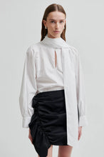 Load image into Gallery viewer, Calico Blouse White
