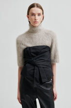 Load image into Gallery viewer, Bow Top Black
