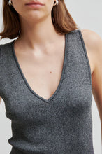 Hlaða mynd inn í gallerískoðara, Bright Knit Top Gun grey
