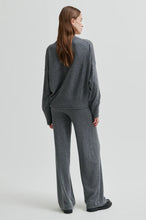 Load image into Gallery viewer, Calm Knit O Neck Grey Melange
