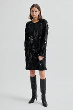 Load image into Gallery viewer, Glimmer Simple Dress Black
