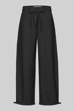Hlaða mynd inn í gallerískoðara, Blink Cargo Trousers Black
