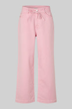 Load image into Gallery viewer, Isella Denim Jeans Pale Lilac

