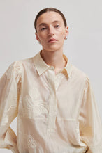 Load image into Gallery viewer, Vira Blouse Soft Beige
