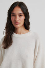 Load image into Gallery viewer, Gabby Knit O Neck Soft Beige
