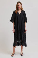 Load image into Gallery viewer, Meryl Dress Black
