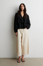 Hlaða mynd inn í gallerískoðara, Reece Trousers Egret
