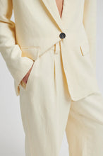 Load image into Gallery viewer, Lino Classic Trousers Creme
