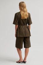 Load image into Gallery viewer, Sharo New SS Blazer Canteen
