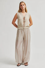 Load image into Gallery viewer, Amala Knit Vest Taupe
