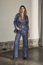 Load image into Gallery viewer, Segalcc sequin denim pant
