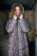 Load image into Gallery viewer, CamiCras Puffer jacket Leo
