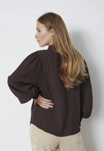 Hlaða mynd inn í gallerískoðara, Shinacc Frill Ls Shirt Dark Brown

